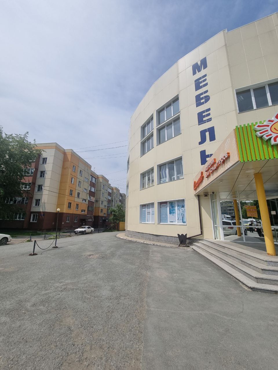 Однокомнатная квартира возле ТЦ «Рай»
